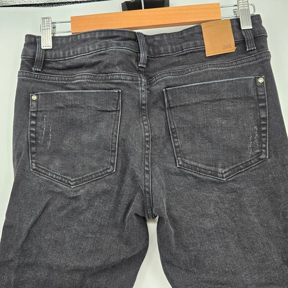 Zara Women's Distressed Raw Hem Cropped Bootcut Mid Rise Jeans Black Size 6 - Picture 4 of 12